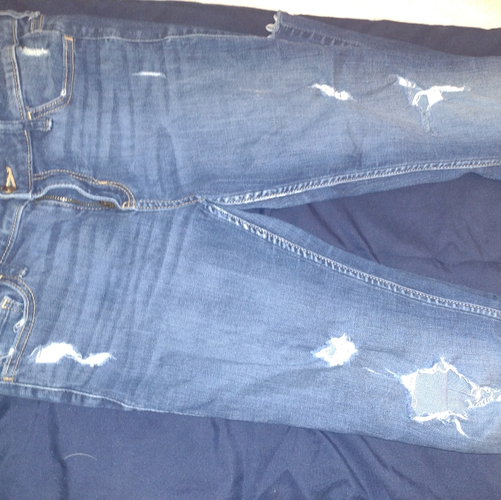 Hollister ripped blue jeans
